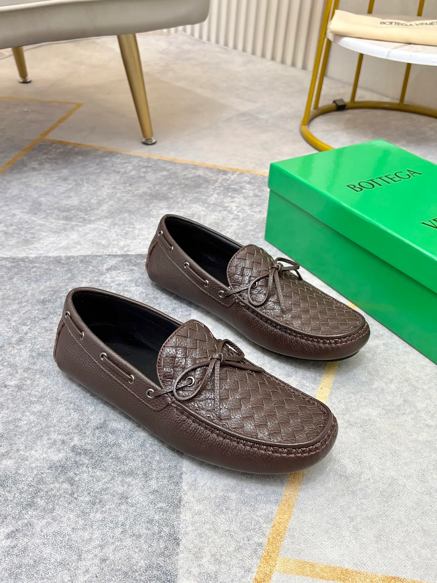 P420💰 (Niu Li + Niu Pad) [BV] The latest hot style‼ ️Casual men's shoes, uppers imported first-layer cowhide ➕Full imported cowhide lining✔️Exquisite workmanship, excellent foot feel, special rubber soles✔️, cool and fashionable, the latest fashion, fashionable outsole, hurry up.  Code number: 38-44 (can be customized to 37.45, non-refundable)